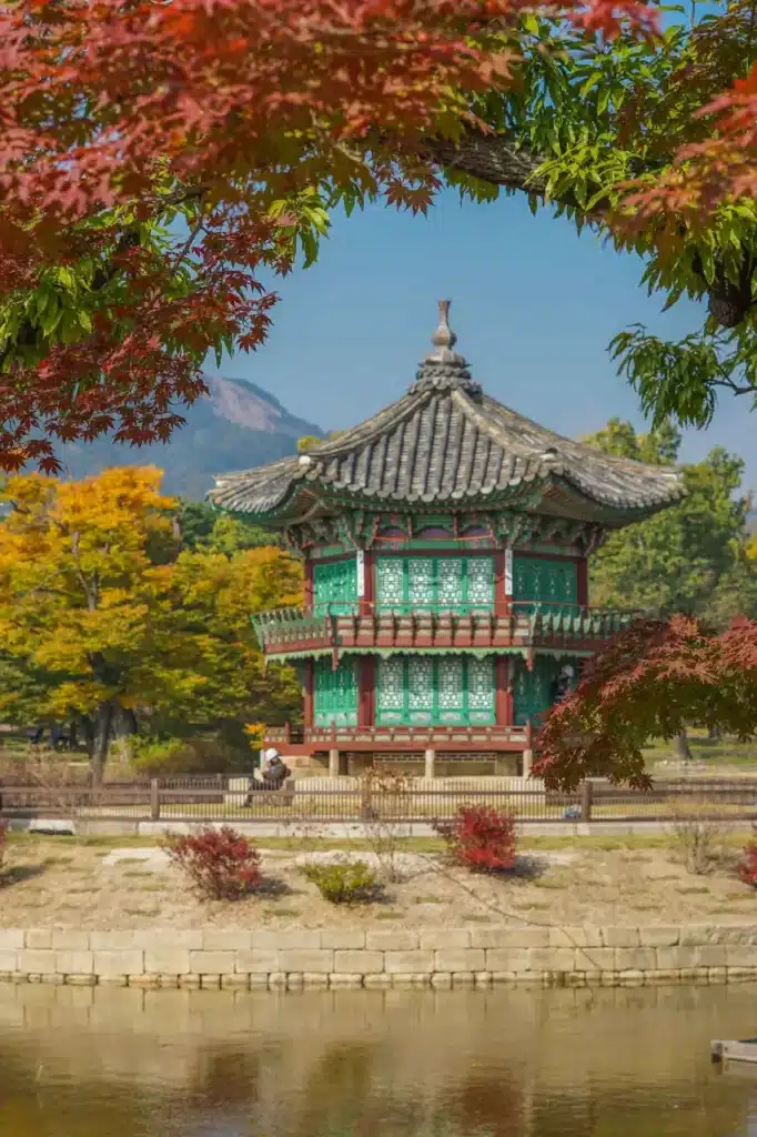 Gyeongbokgung-Palace-Secret-Garden